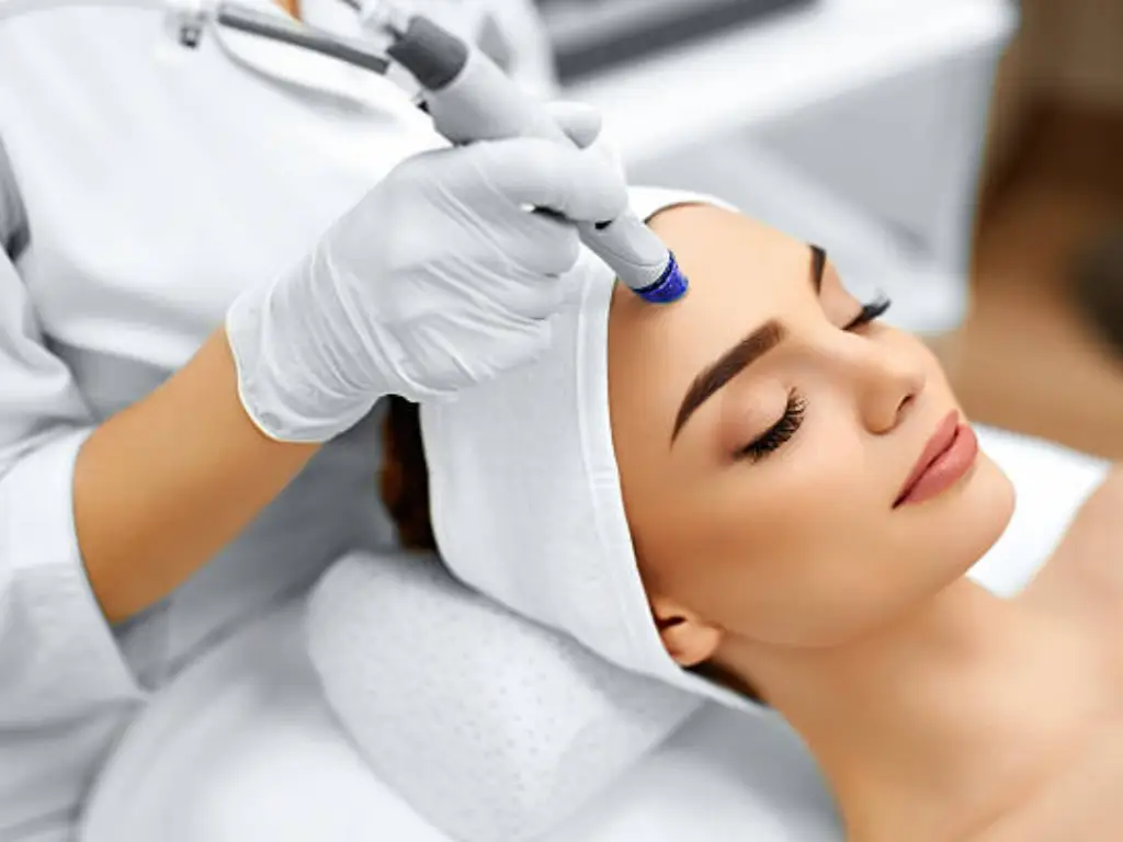 hydrafacial vs. microdermabrasion2